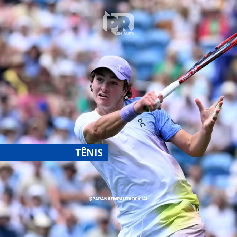 João Fonseca vence de virada e conquista primeira vitória na grama em torneios da ATP