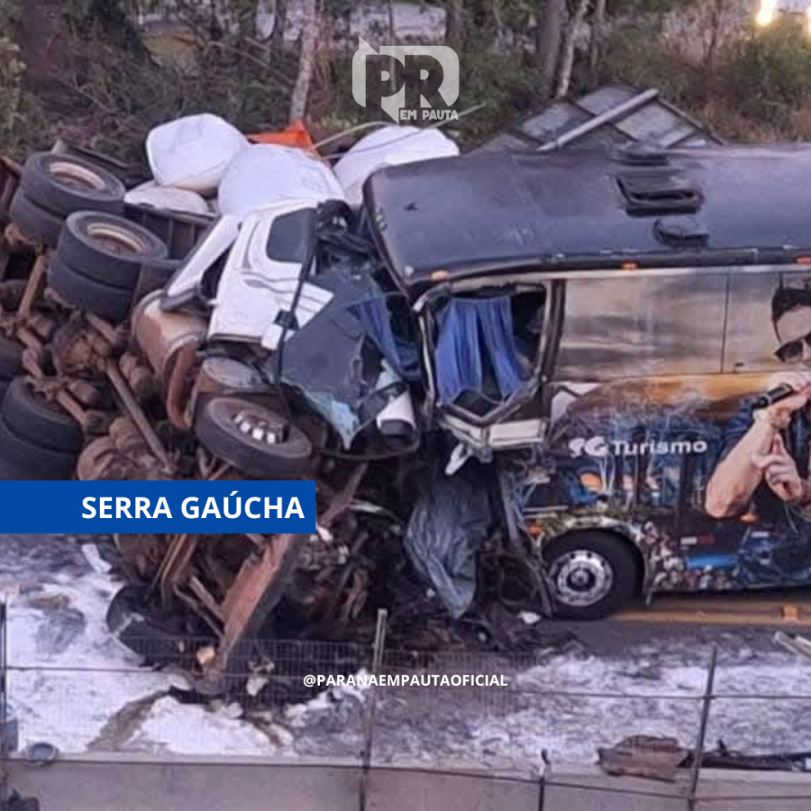 Tragédia na Serra Gaúcha: colisão entre ônibus e caminhão deixa dois mortos na ERS-122